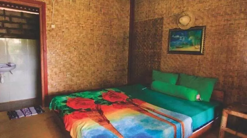 Majatalo Sasak Lombok Bungalow