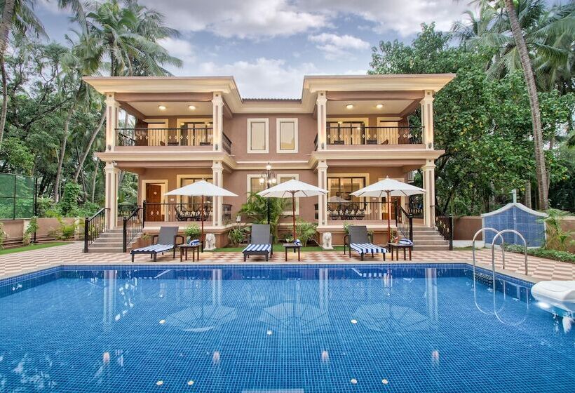 Seashell Suites And Villas