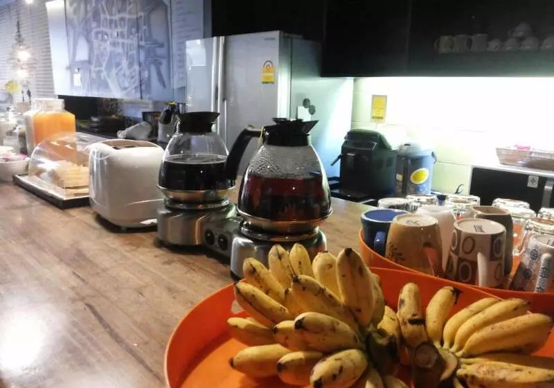 Hostel Fulfill Phuket Sha