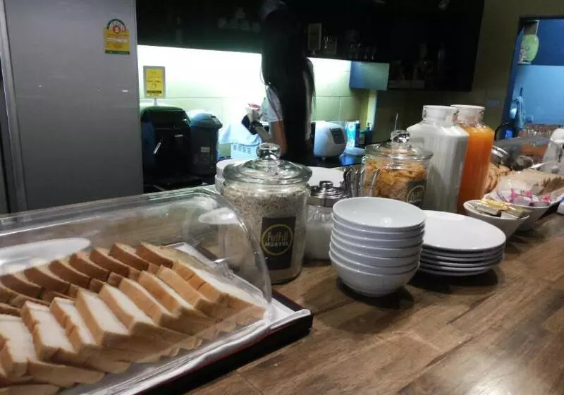 Hostel Fulfill Phuket Sha