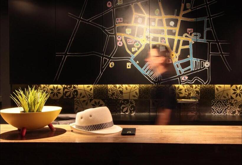 هاستل Fulfill Phuket Sha