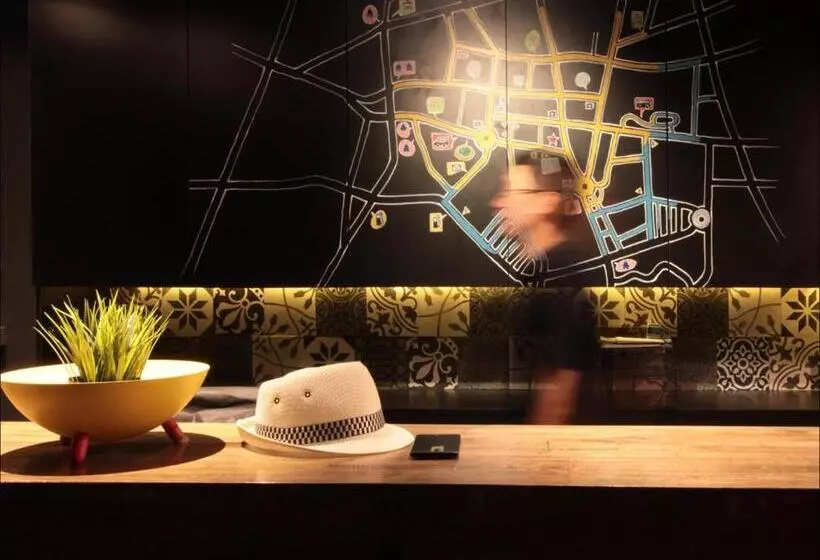 Hostel Fulfill Phuket Sha