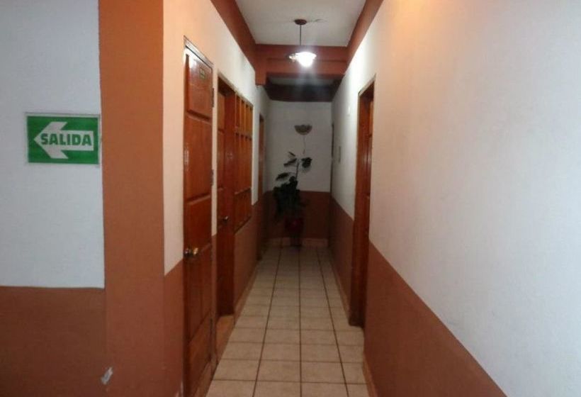 فندق Alpamayo Center