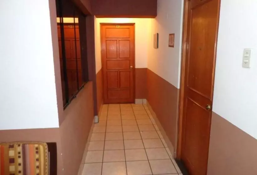 فندق Alpamayo Center