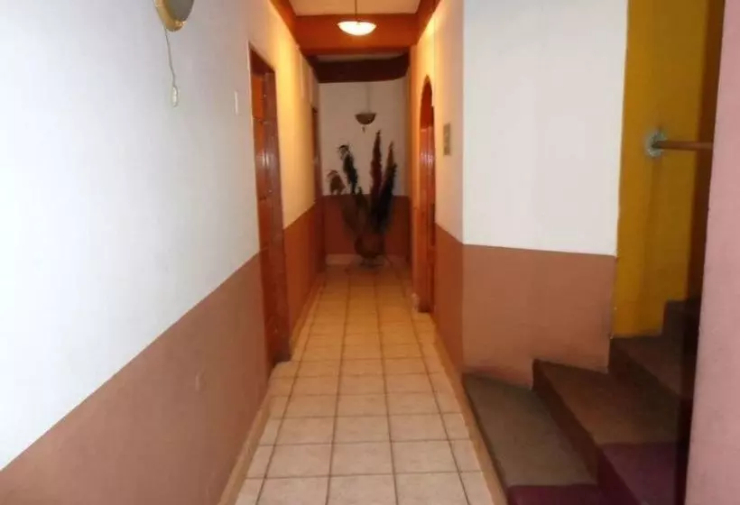 فندق Alpamayo Center