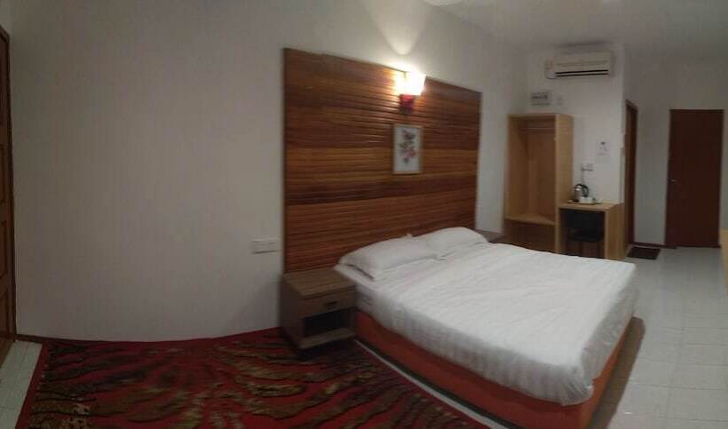 Отель Arung Hayat Semporna Resort