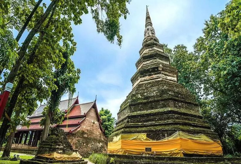 בית מלון כפרי Chiangsangoldenland Resort 2