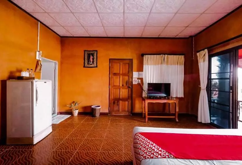 בית מלון כפרי Chiangsangoldenland Resort 2