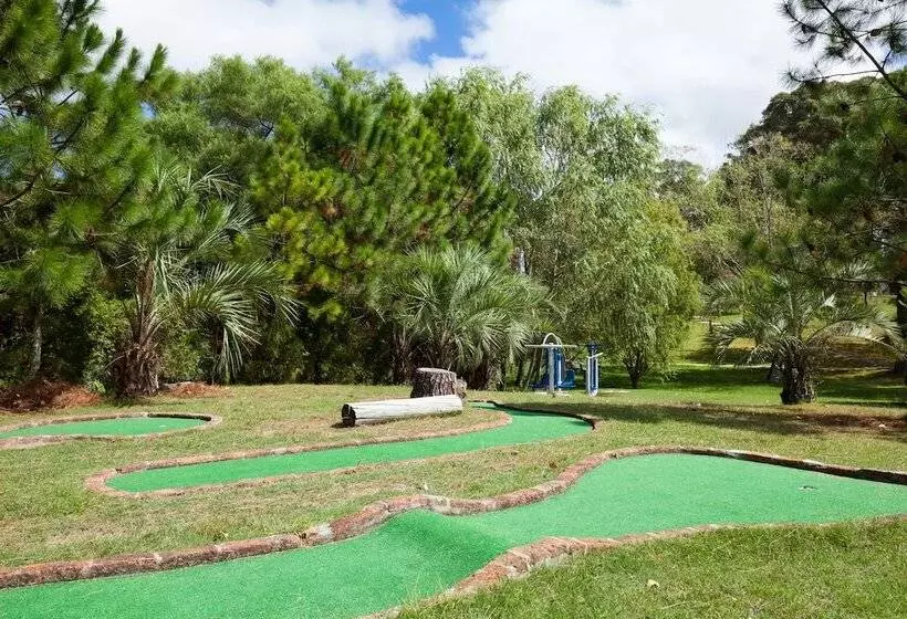 בית מלון כפרי Costa Brava Resort