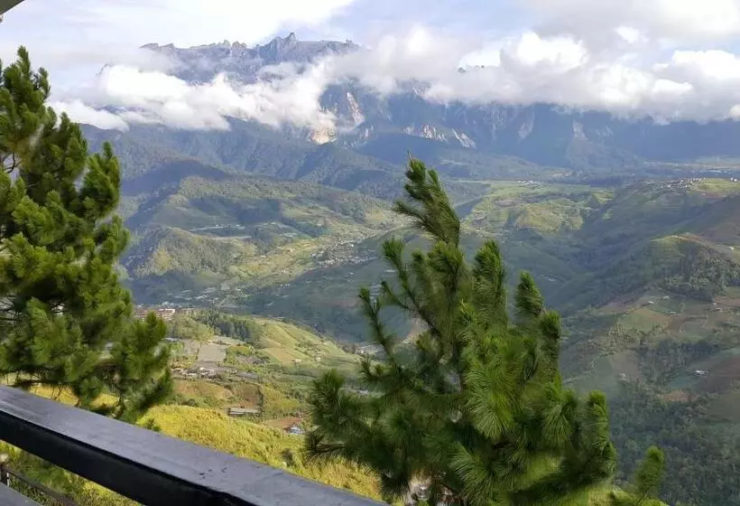 هتل Crystal Hill R