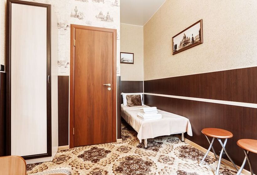 Отель Dom Romanovykh Mini