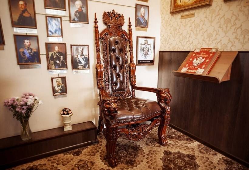 Отель Dom Romanovykh Mini