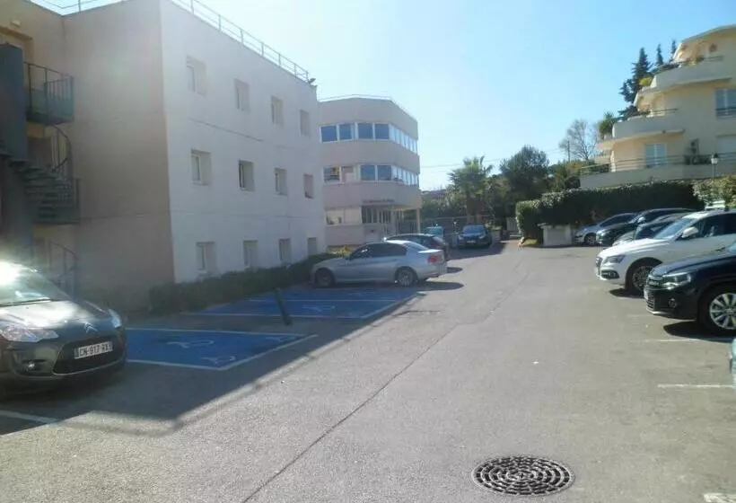 호텔 F1 Villeneuve Loubet