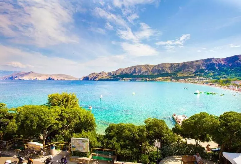 هتل Heritage Forza