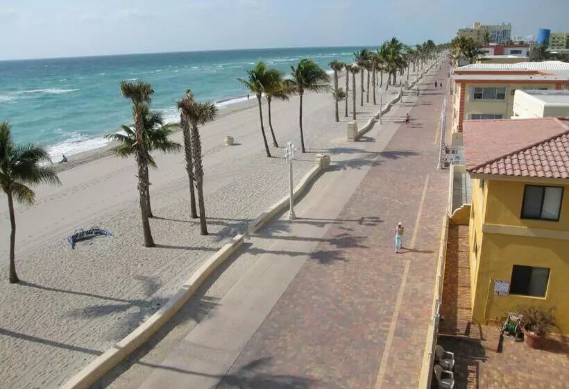 Szálloda Hollywood Sands Resort