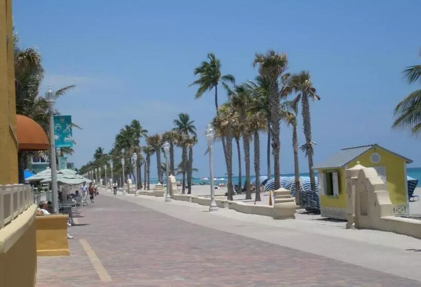 Szálloda Hollywood Sands Resort