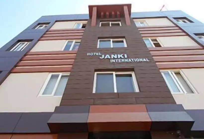 هتل Janki International