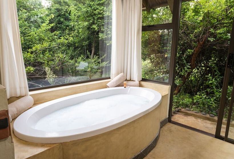 ホテル Leopard Walk Lodge