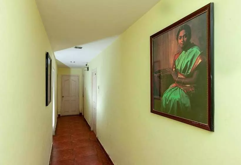 ホテル Oyo Rooms Omr Perungudi Rmz It Park