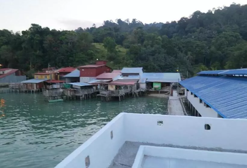 هتل Pangkor Fish House