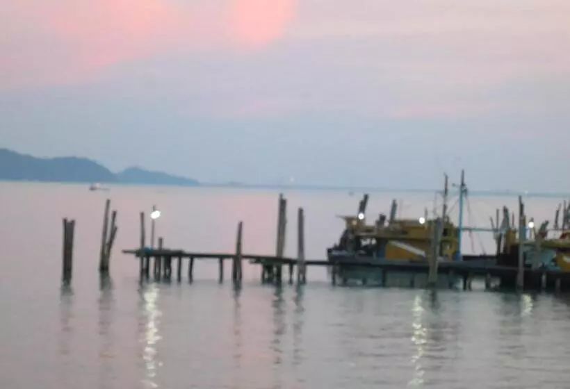 هتل Pangkor Fish House
