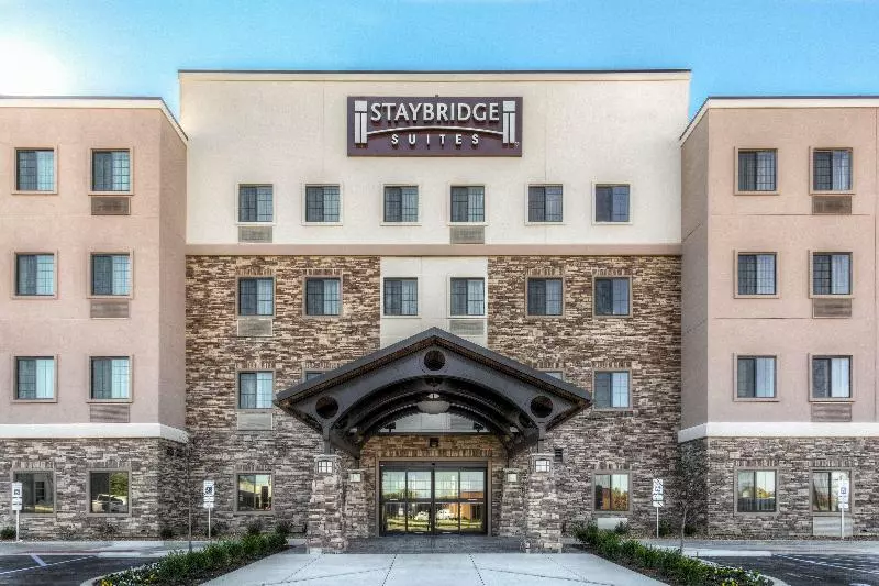 ホテル Staybridge Suites St Louis   Westport, An Ihg