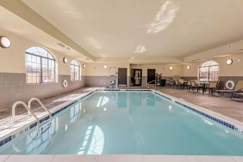 ホテル Staybridge Suites St Louis   Westport, An Ihg