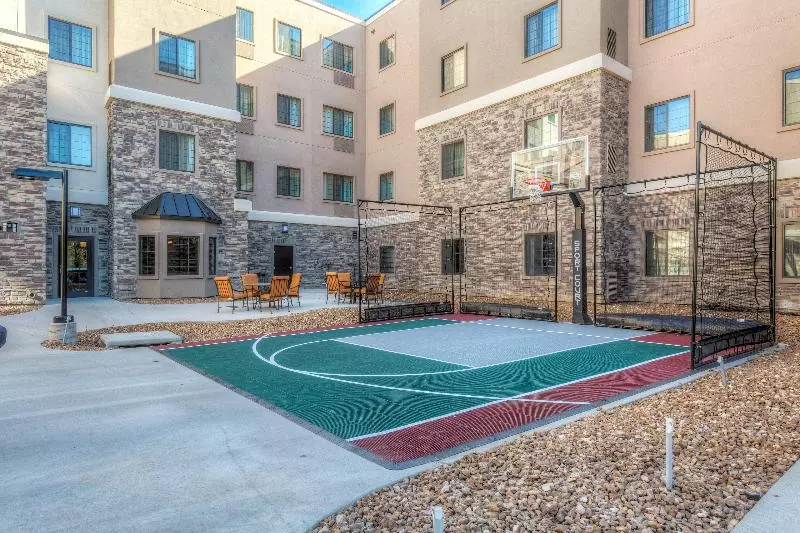 ホテル Staybridge Suites St Louis   Westport, An Ihg