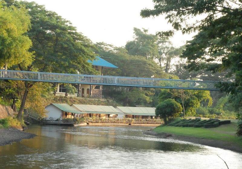 호텔 Suanphet Riverview Resort