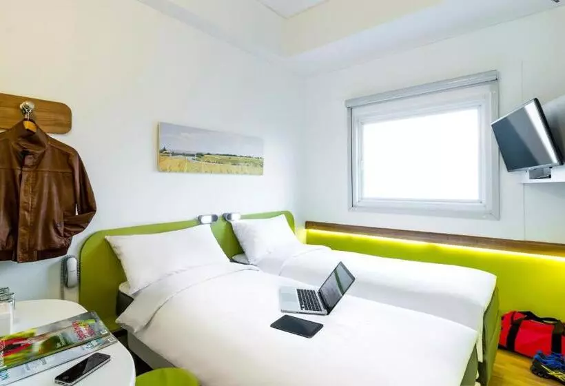 Deka Hotel Surabaya Hr Muhammad