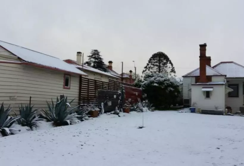 ホテル Tenterfield Historic C1895 Cottage