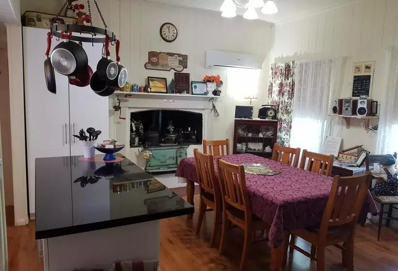 ホテル Tenterfield Historic C1895 Cottage