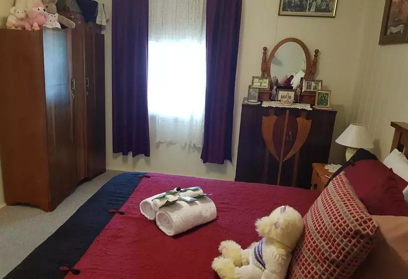 ホテル Tenterfield Historic C1895 Cottage