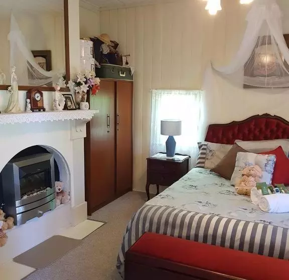 ホテル Tenterfield Historic C1895 Cottage