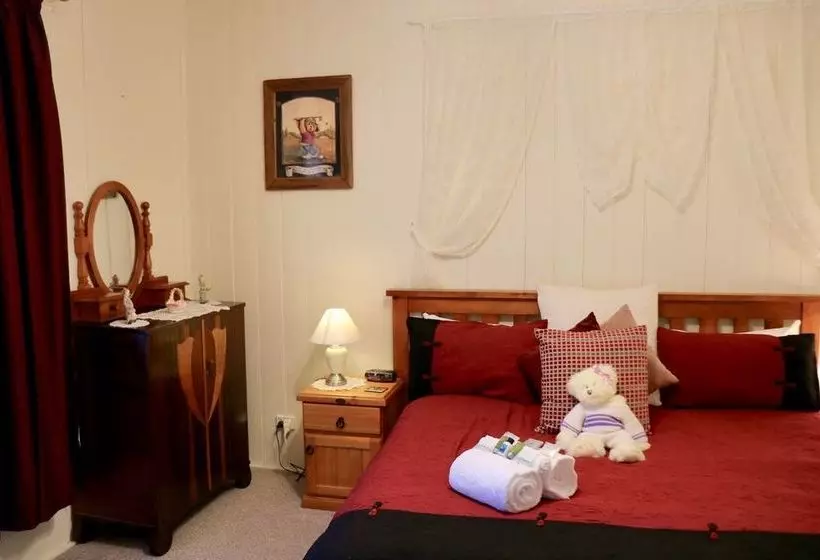 ホテル Tenterfield Historic C1895 Cottage