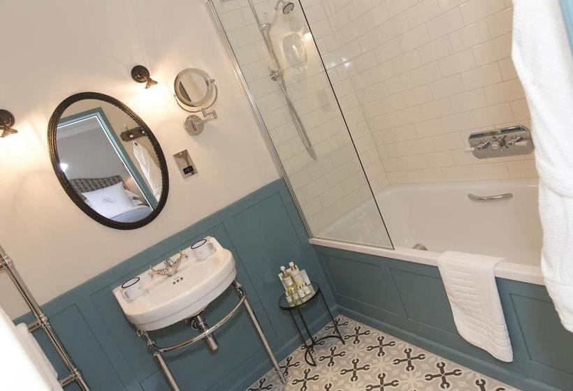 فندق The Painswick