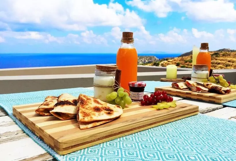 Mama La Roosa Luxury Retreat