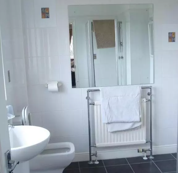 Пансион Elmcroft Guest House