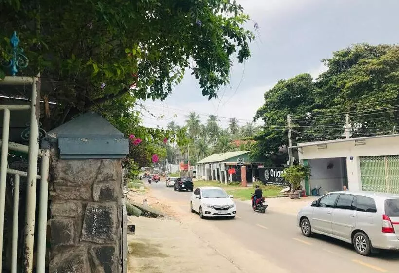 Majatalo Quoc Dinh Guesthouse