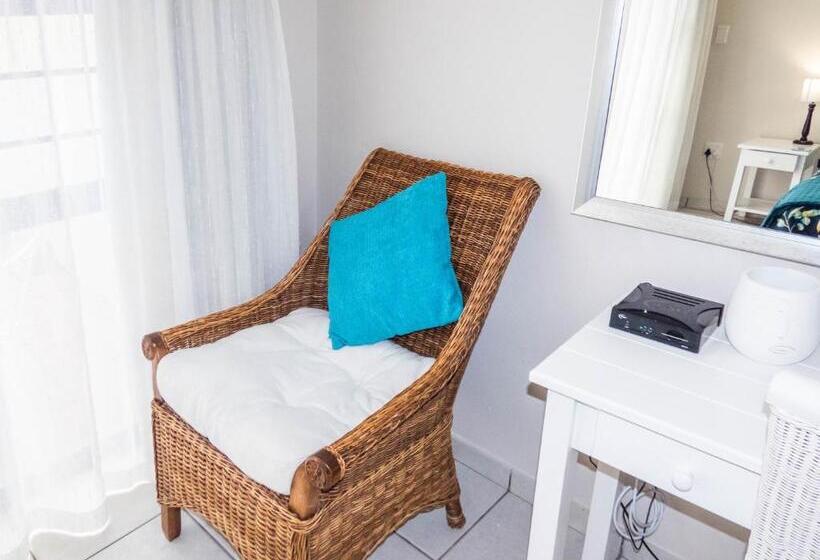 פנסיון Sheilan House