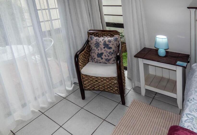 פנסיון Sheilan House