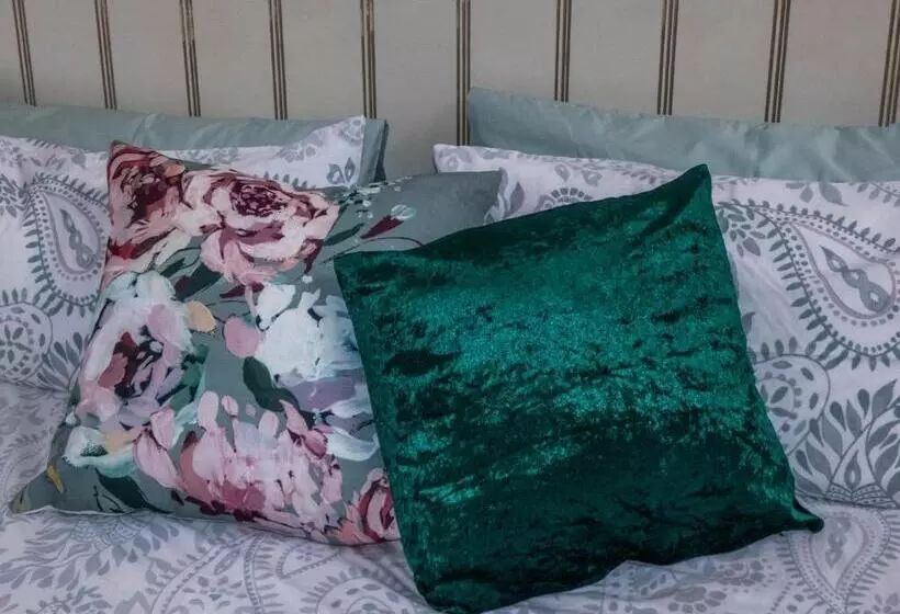 Pensionat Sheilan House