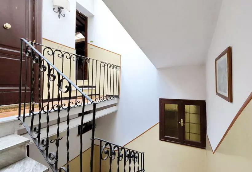 Rome Accommodation - Navona