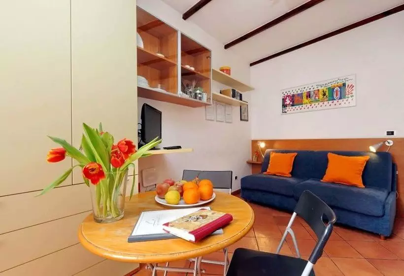 Rome Accommodation Leonina Apartment