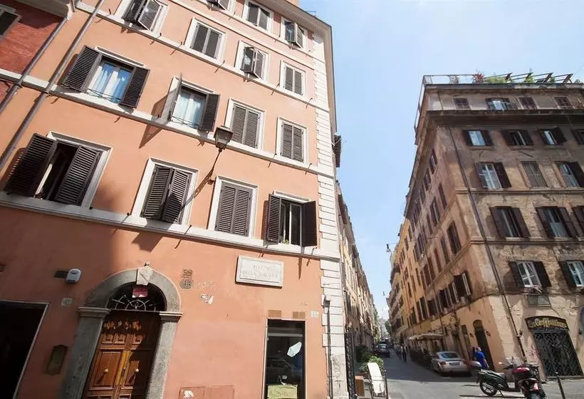 Rome Accommodation Leonina Apartment