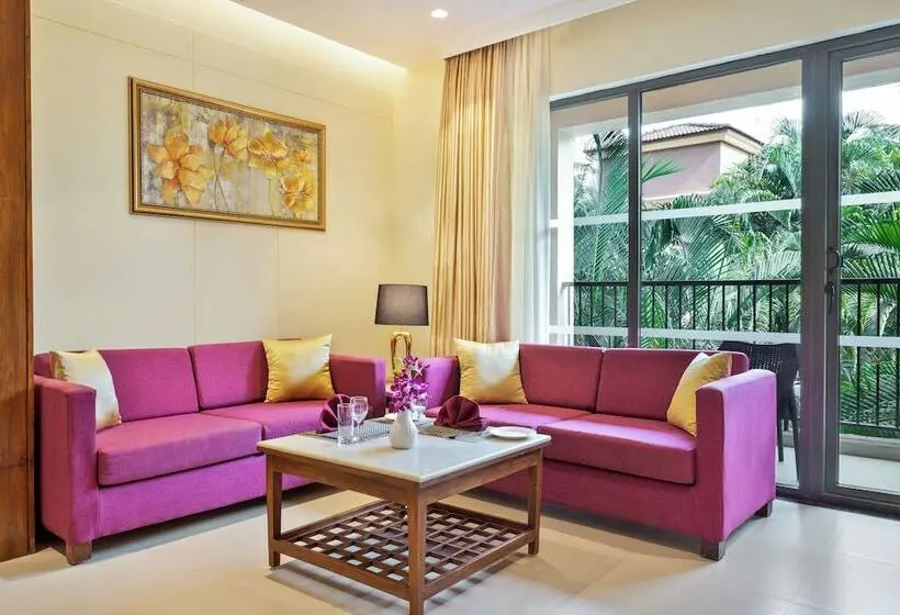 Seashell Suites And Villas