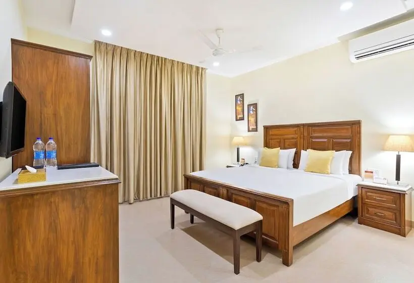 Seashell Suites And Villas