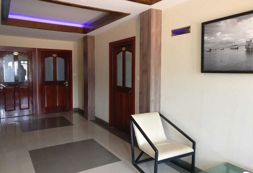 בית מלון כפרי French Avenue