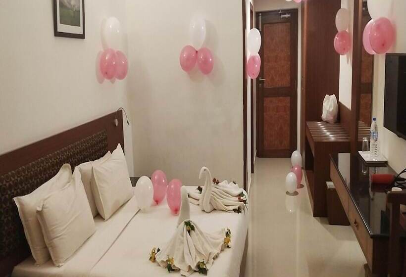 בית מלון כפרי French Avenue