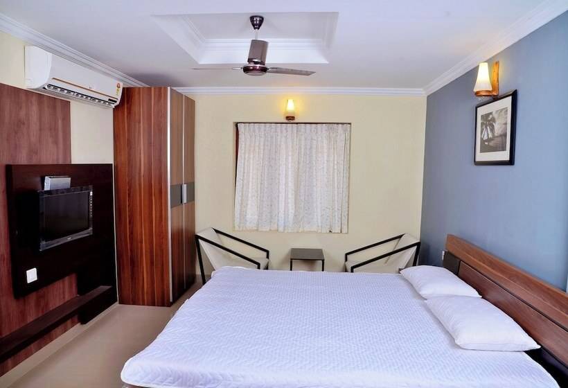 בית מלון כפרי French Avenue